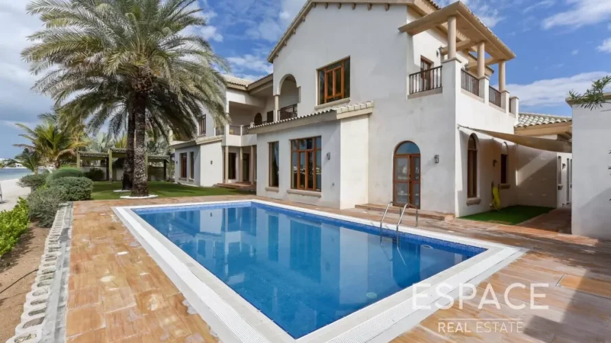 6 bedrooms villa for sale , Palm Jumeirah, Dubai, UAE No. 893