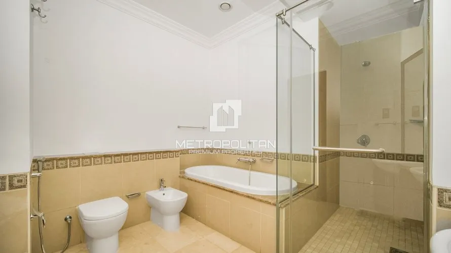 3 bedrooms townhouse for sale , Palm Jumeirah, Dubai, UAE No. 454 № 25