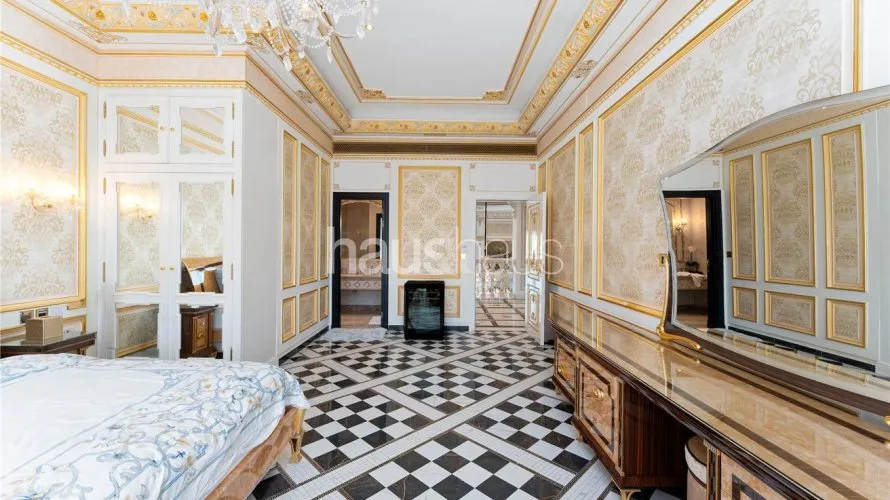 7 bedrooms villa for sale , Palm Jumeirah, Dubai, UAE No. 577 № 22