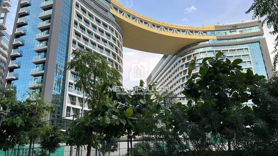 33m² hotel apartment for sale , Seven Palm, Palm Jumeirah, Dubai, UAE No. 1017