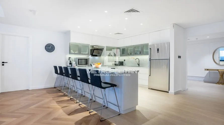 4 bedrooms apartment for sale , Palm Jumeirah, Dubai, UAE No. 470 № 3