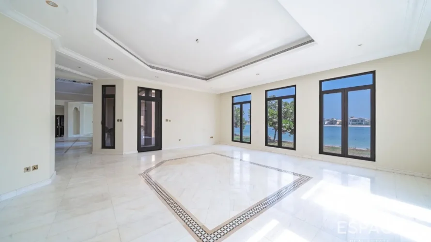 6 bedrooms villa for sale , Palm Jumeirah, Dubai, UAE No. 881 № 13
