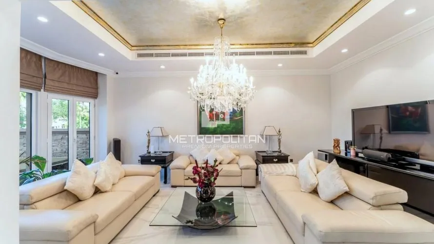 3 bedrooms villa for sale , Palm Jumeirah, Dubai, UAE No. 441 № 2