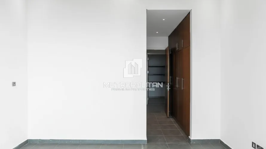 3 bedrooms apartment for sale , Palm Jumeirah, Dubai, UAE No. 1013 № 23