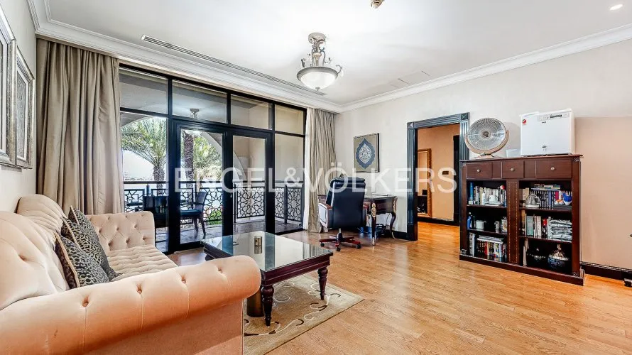 5 bedrooms villa for sale , Palm Jumeirah, Dubai, UAE No. 1340 № 13