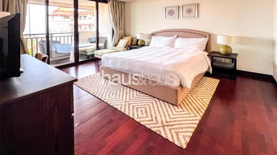 2 bedrooms apartment for sale , Palm Jumeirah, Dubai, UAE No. 587 № 4