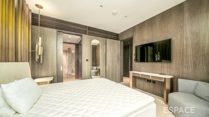 2 bedrooms apartment for sale , Palm Jumeirah, Dubai, UAE No. 877 № 3