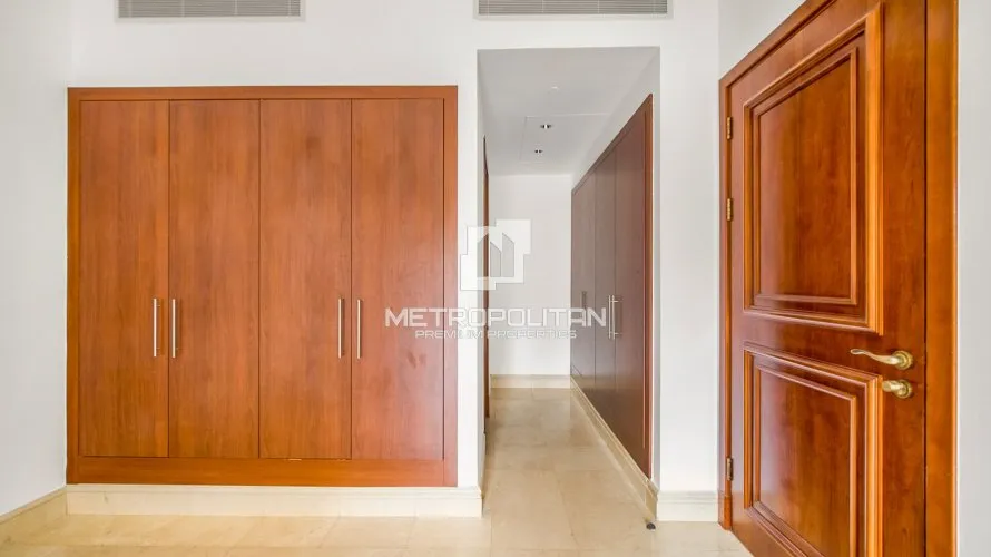 3 bedrooms townhouse for sale , Palm Jumeirah, Dubai, UAE No. 454 № 14
