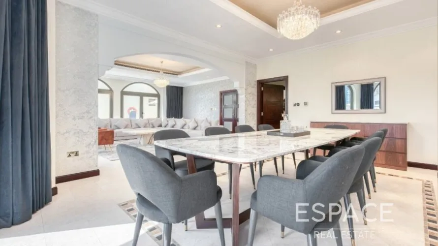 5 bedrooms villa for sale , Palm Jumeirah, Dubai, UAE No. 887 № 2