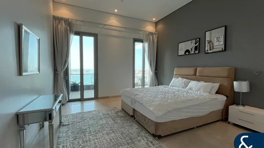 4 bedrooms apartment for sale , The Crescent, Palm Jumeirah, Dubai, UAE No. 1075 № 2