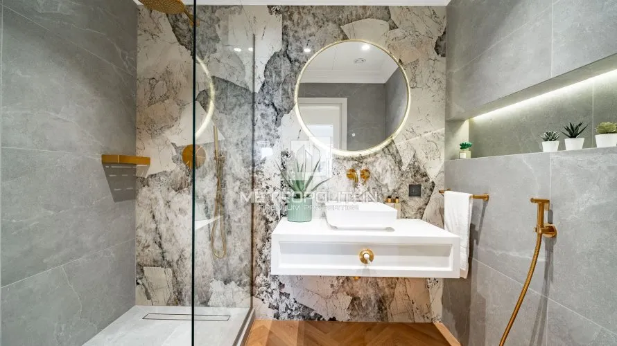 2 bedrooms apartment for sale , Palm Jumeirah, Dubai, UAE No. 1037 № 17