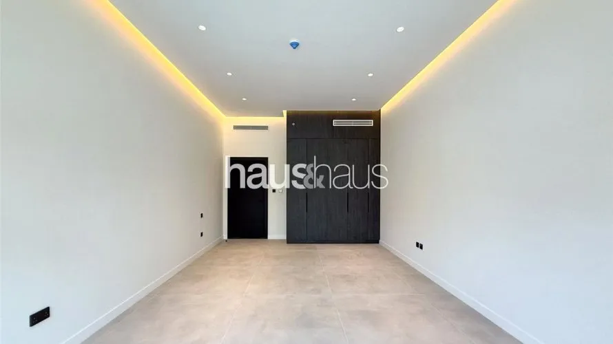 4 bedrooms townhouse for sale , Golden Mile, Palm Jumeirah, Dubai, UAE No. 580 № 2