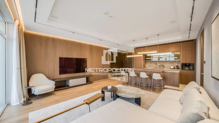 2 bedrooms apartment for sale , Palm Jumeirah, Dubai, UAE No. 447 № 1