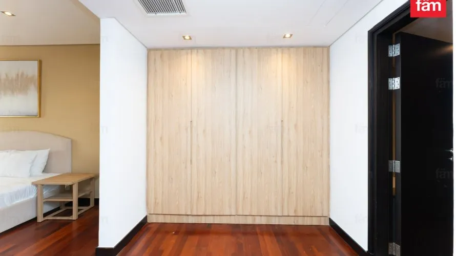 2 bedrooms apartment for sale , Palm Jumeirah, Dubai, UAE No. 1176 № 8