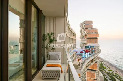 2 bedrooms apartment for sale , Palm Jumeirah, Dubai, UAE No. 330