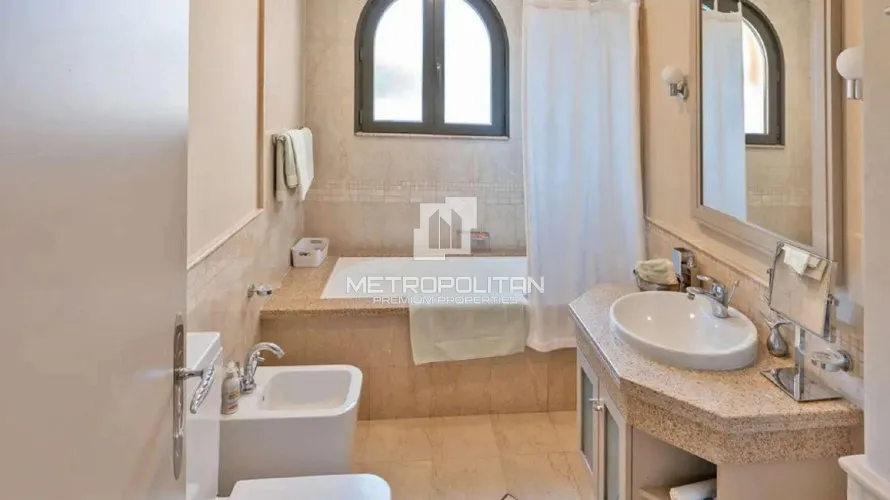 5 bedrooms villa for sale , Signature Villas, Palm Jumeirah, Dubai, UAE No. 359 № 11