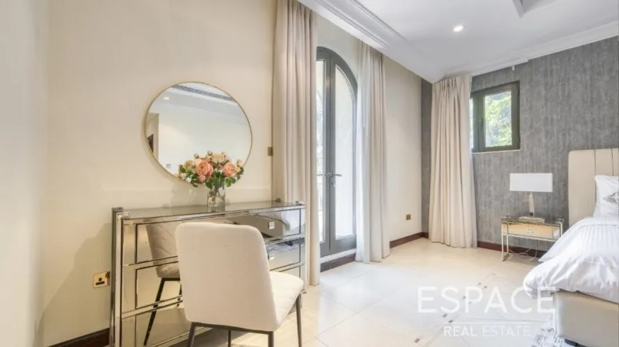 5 bedrooms villa for sale , Palm Jumeirah, Dubai, UAE No. 887 № 8