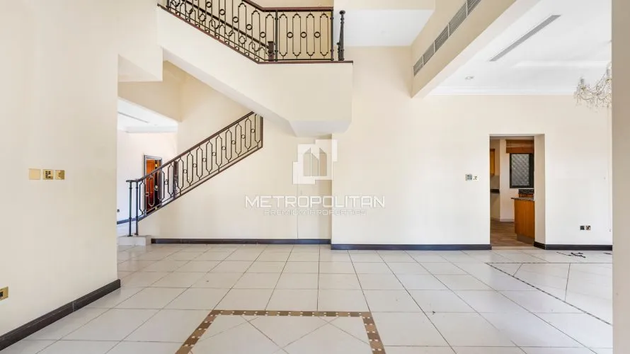 4 bedrooms villa for sale , Palm Jumeirah, Dubai, UAE No. 977 № 13