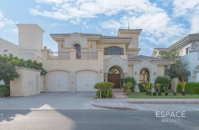 4 bedrooms villa for sale , Palm Jumeirah, Dubai, UAE No. 868