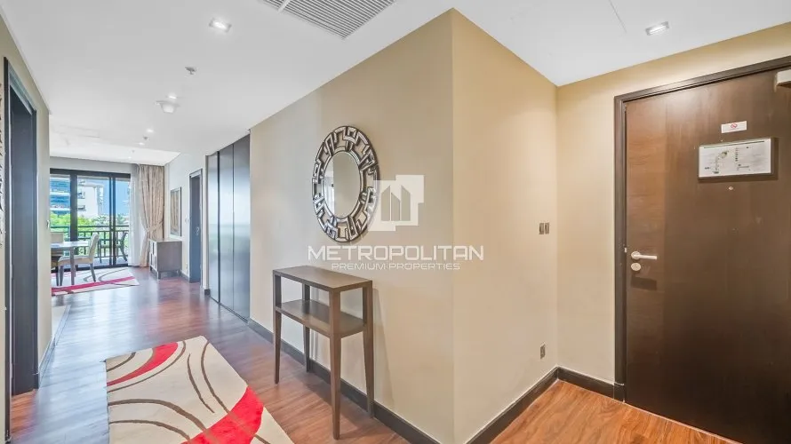 2 bedrooms apartment for sale , Palm Jumeirah, Dubai, UAE No. 1008 № 6