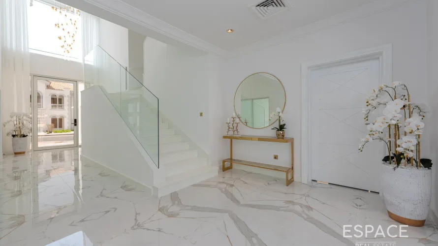 6 bedrooms villa for sale , Palm Jumeirah, Dubai, UAE No. 933 № 5