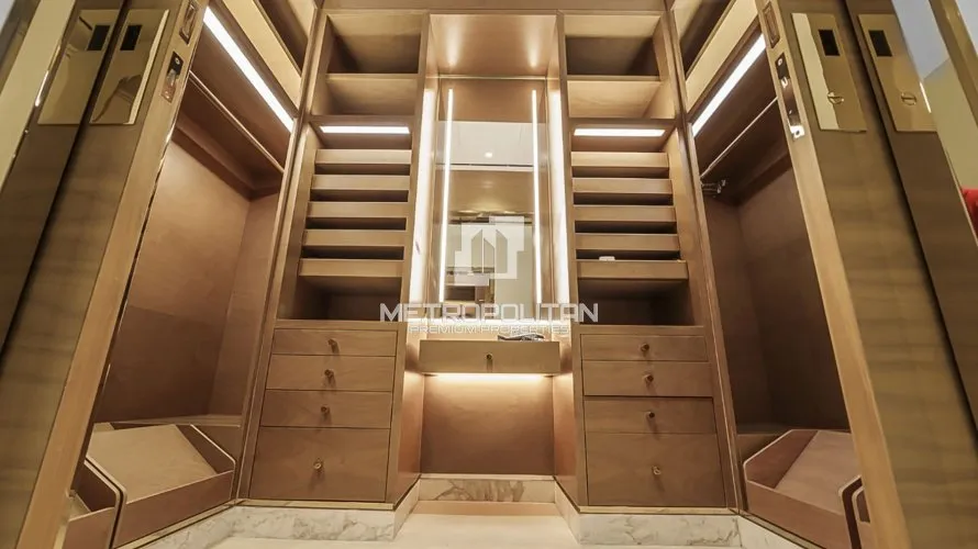 4 bedrooms penthouse for sale , Palm Jumeirah, Dubai, UAE No. 970 № 13