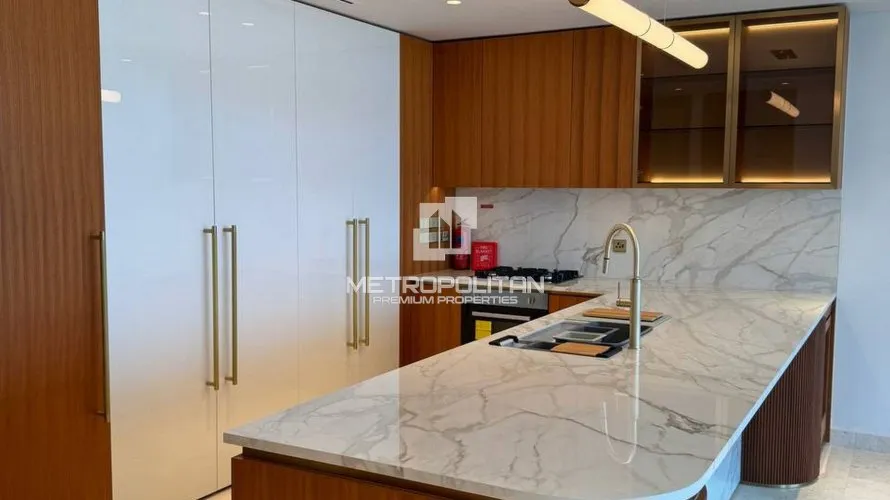 3 bedrooms apartment for sale , Palm Jumeirah, Dubai, UAE No. 445 № 4