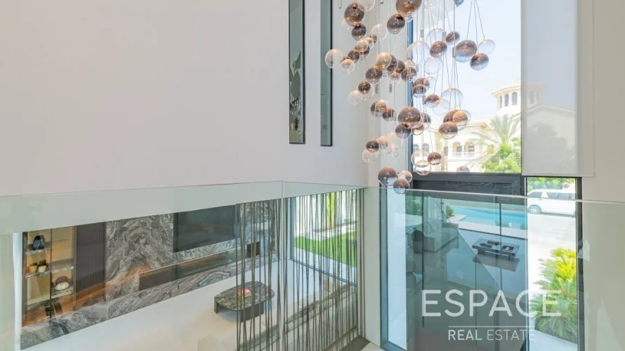 5 bedrooms villa for sale , Palm Jumeirah, Dubai, UAE No. 888 № 16