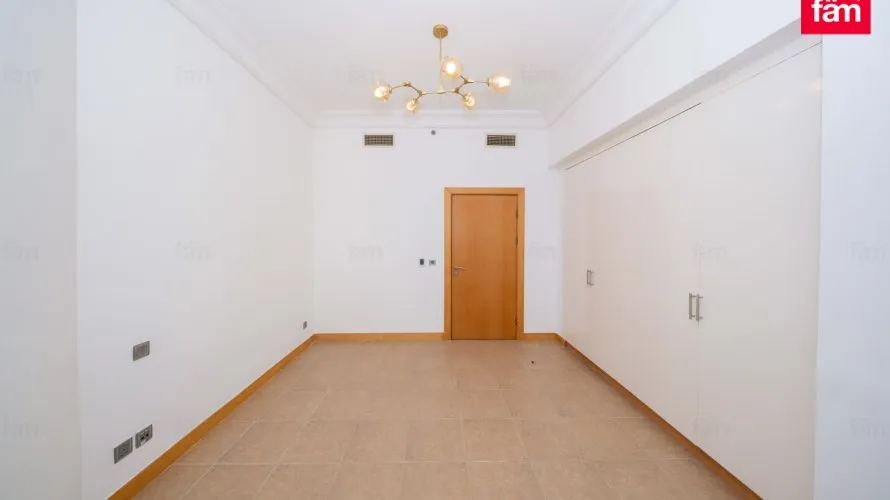 2 bedrooms apartment for sale , Palm Jumeirah, Dubai, UAE No. 1349 № 17