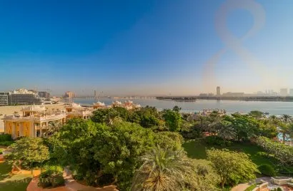 2 bedrooms apartment for sale , The Crescent, Palm Jumeirah, Dubai, UAE No. 802