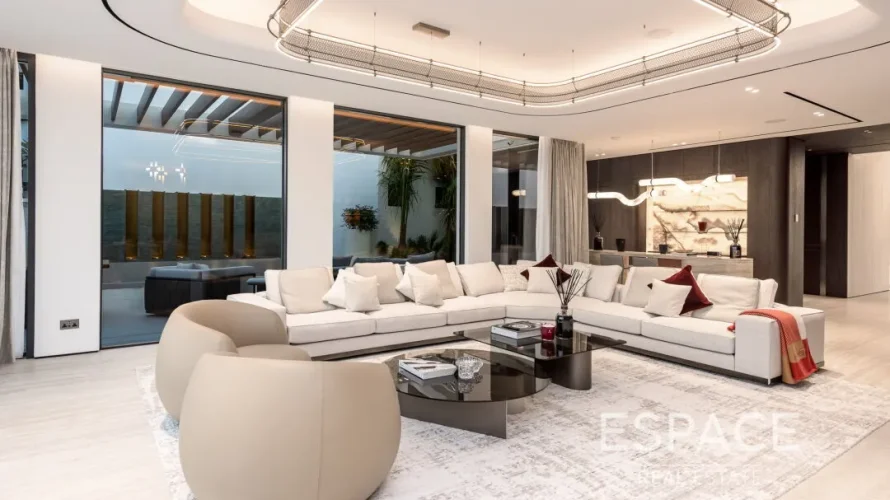 6 bedrooms villa for sale , Palm Jumeirah, Dubai, UAE No. 885 № 3