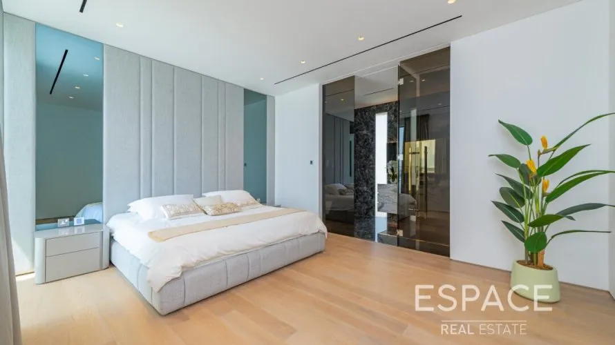 5 bedrooms villa for sale , Palm Jumeirah, Dubai, UAE No. 888 № 13