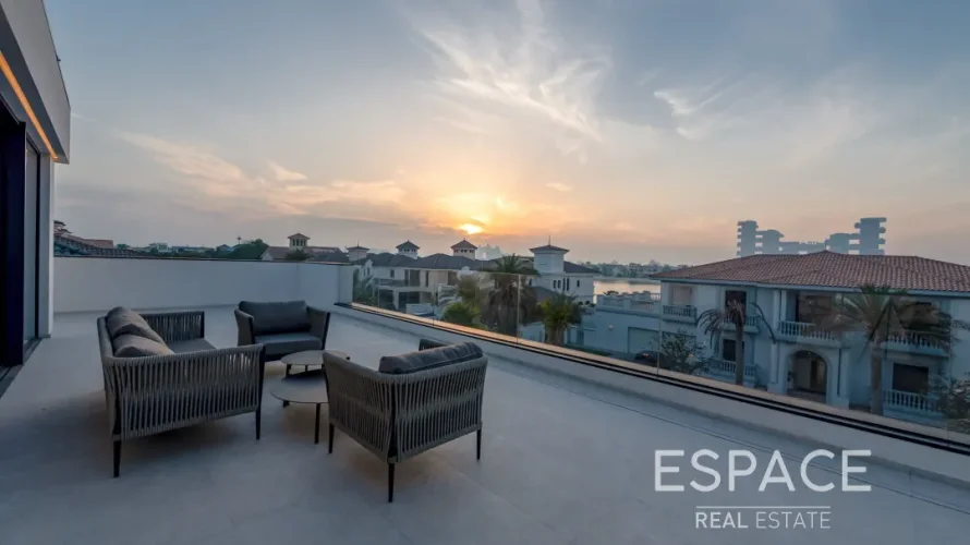 6 bedrooms villa for sale , Palm Jumeirah, Dubai, UAE No. 885 № 17