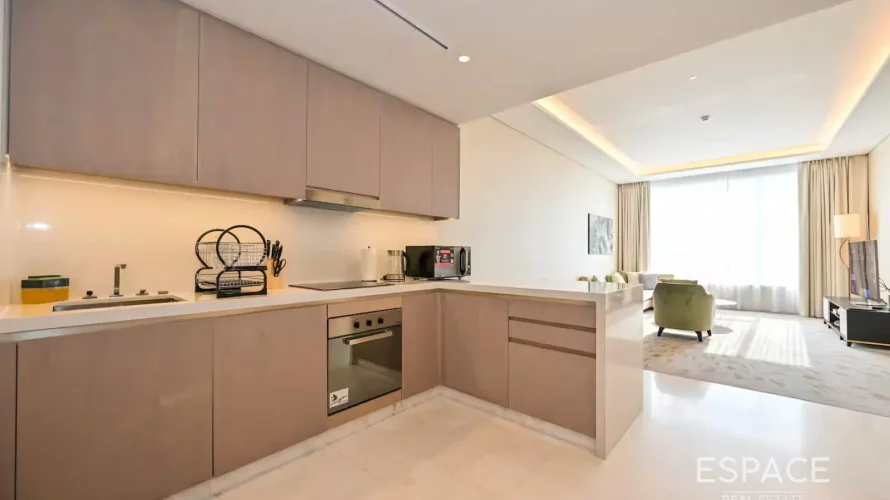 THE PALM TOWER in Palm Jumeirah, UAE No. 15 № 7