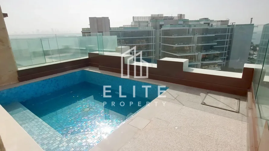 4 bedrooms apartment for sale , Palm Jumeirah, Dubai, UAE No. 520 № 1