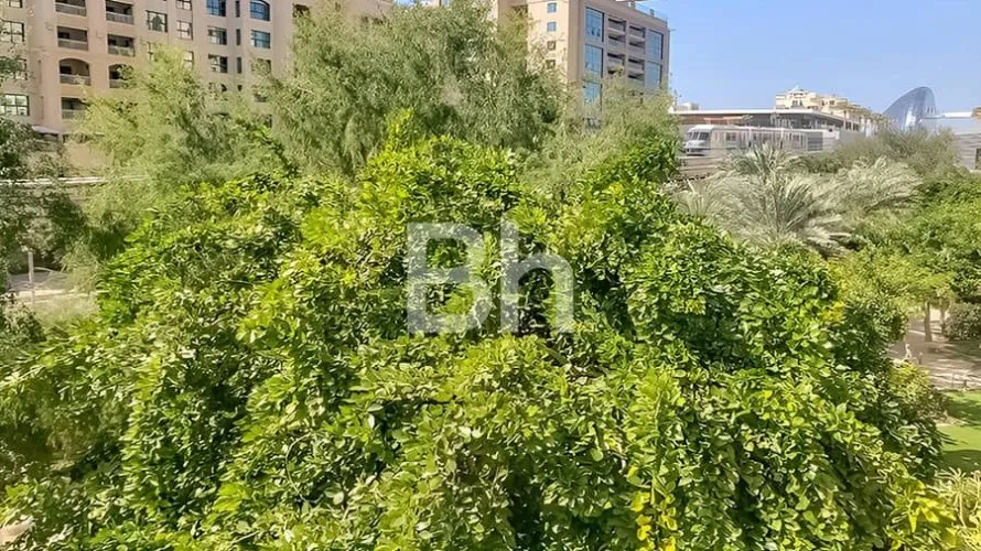 2 bedrooms apartment for sale , Palm Jumeirah, Dubai, UAE No. 771 № 1