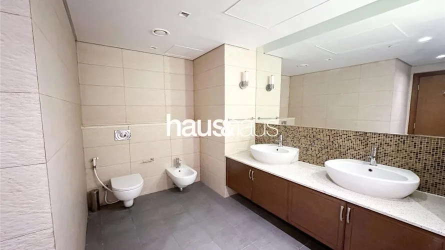 2 bedrooms apartment for sale , Marina Residences, Palm Jumeirah, Dubai, UAE No. 590 № 6