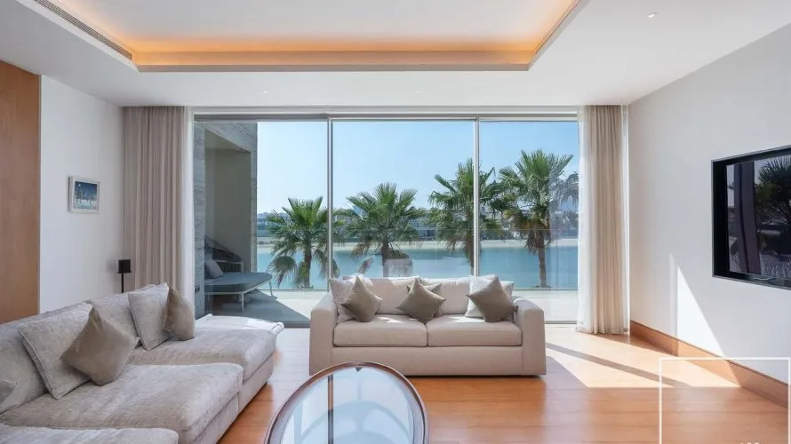 4 bedrooms villa for sale , Palm Jumeirah, Dubai, UAE No. 1110 № 9