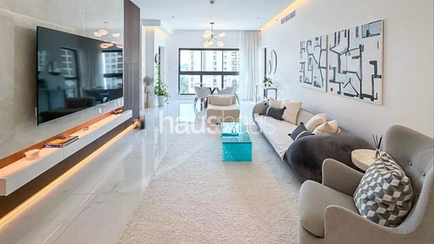 2 bedrooms apartment for sale , Golden Mile, Palm Jumeirah, Dubai, UAE No. 598 № 1