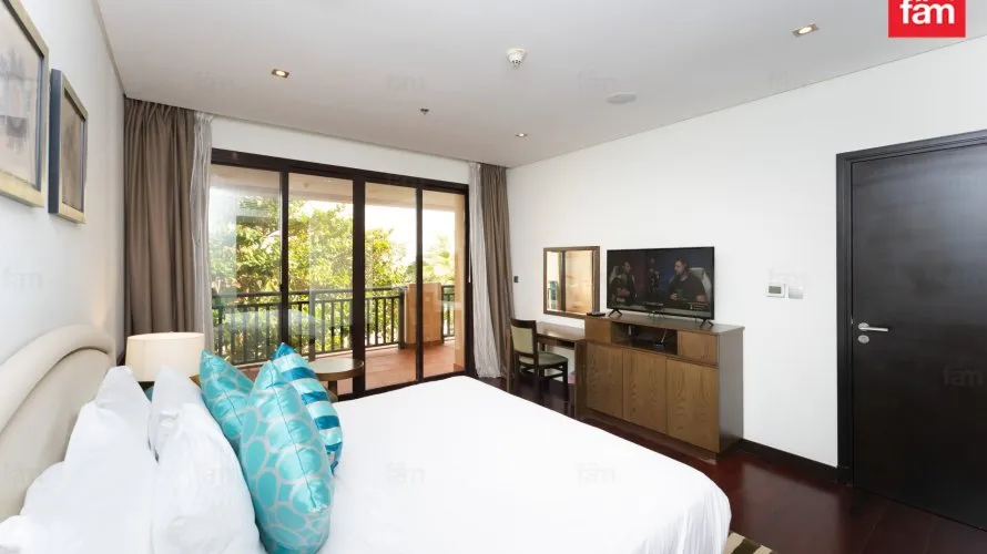 2 bedrooms apartment for sale , Palm Jumeirah, Dubai, UAE No. 1080 № 8