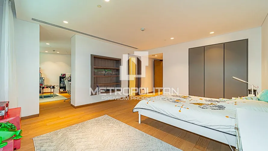 3 bedrooms apartment for sale , Palm Jumeirah, Dubai, UAE No. 329 № 9