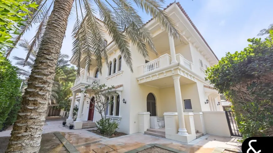6 bedrooms villa for sale , Signature Villas, Palm Jumeirah, Dubai, UAE No. 1052 № 1