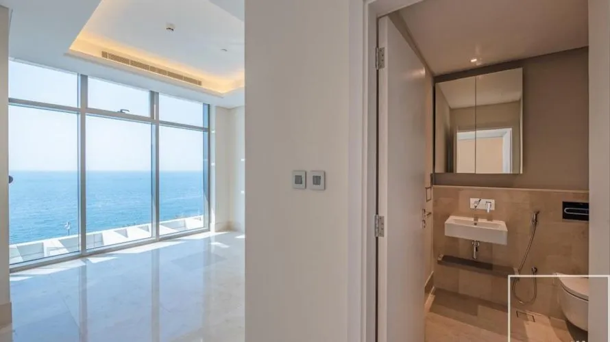 2 bedrooms apartment for sale , The Crescent, Palm Jumeirah, Dubai, UAE No. 1125 № 5