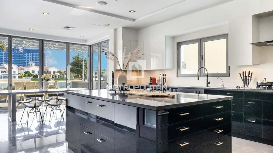 6 bedrooms villa for sale , Signature Villas, Palm Jumeirah, Dubai, UAE No. 969 № 11