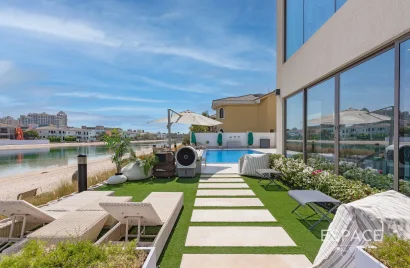 6 bedrooms villa for sale , Palm Jumeirah, Dubai, UAE No. 1094