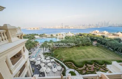 2 bedrooms apartment for sale , Palm Jumeirah, Dubai, UAE No. 447