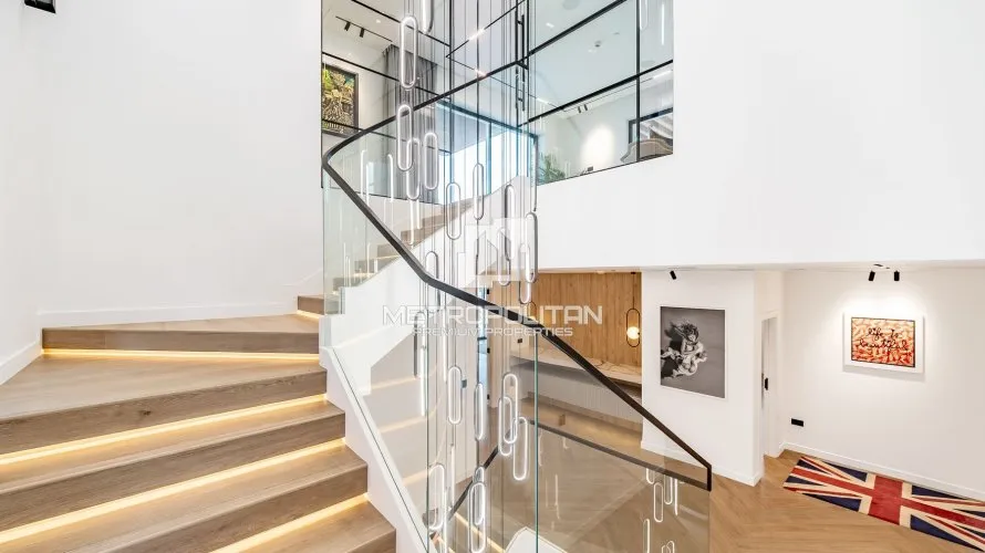 5 bedrooms villa for sale , Palm Jumeirah, Dubai, UAE No. 966 № 11