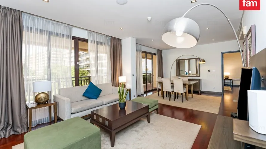 2 bedrooms apartment for sale , Palm Jumeirah, Dubai, UAE No. 1081 № 2