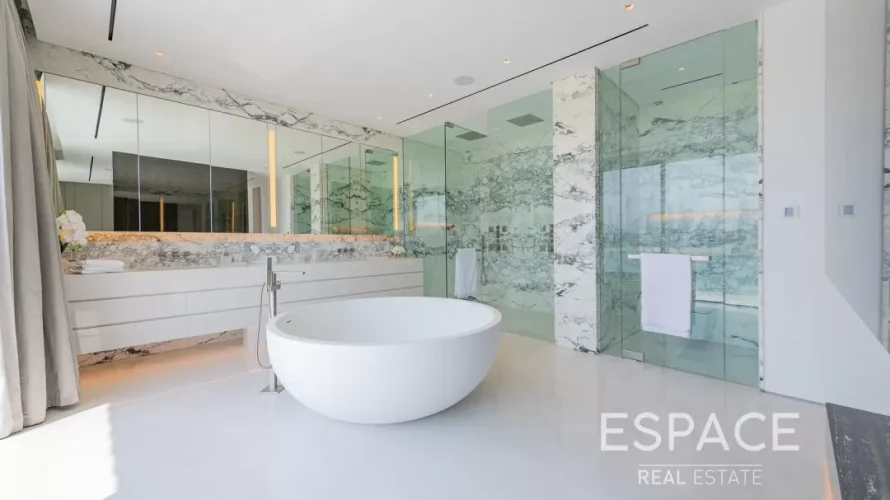 5 bedrooms villa for sale , Palm Jumeirah, Dubai, UAE No. 888 № 11