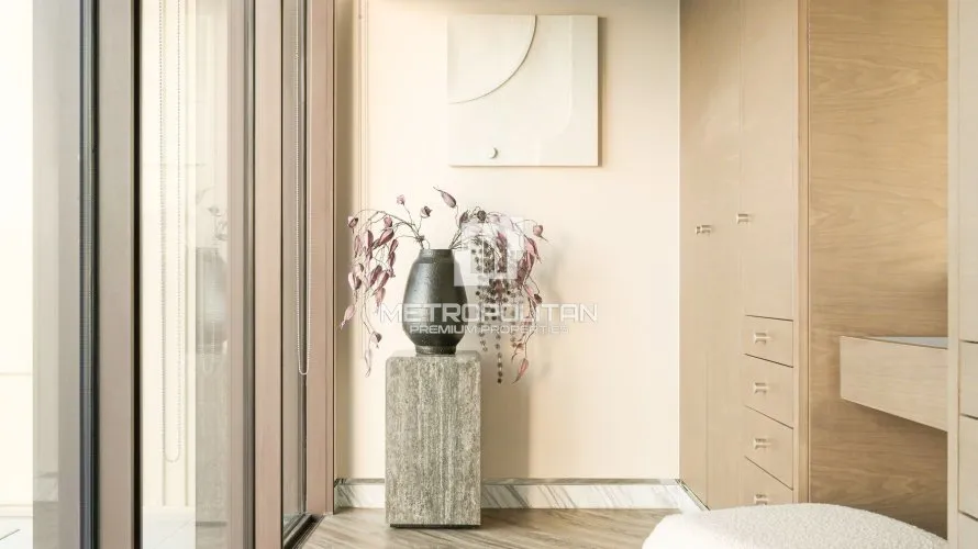 2 bedrooms apartment for sale , Palm Jumeirah, Dubai, UAE No. 330 № 8